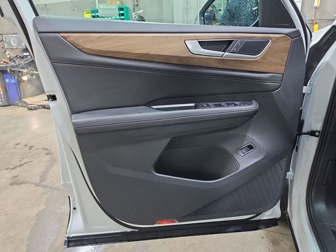 New 2026 Volkswagen Atlas SE AWD/4WD image 13