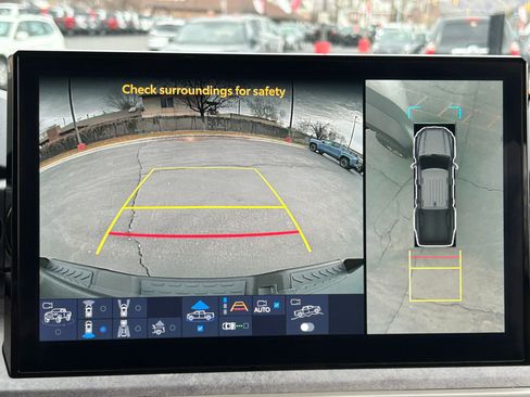 Used 2024 Toyota Tacoma Trailhunter image 20