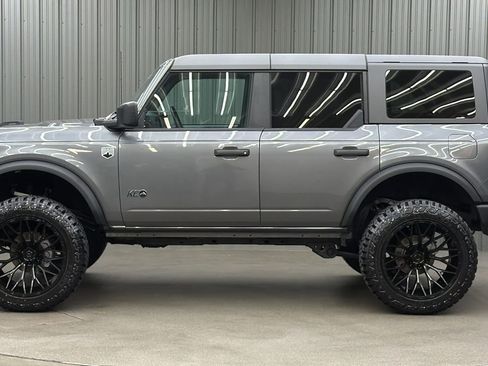 Used 2025 Ford Bronco Big Bend image 2