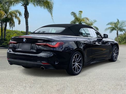 Used 2022 BMW 430i xDrive Convertible w/ Convenience Package image 4