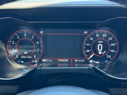 Used 2022 Ford Mustang Shelby GT500 w/ Technology Package image 18