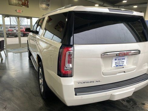 Used 2015 GMC Yukon XL Denali w/ Touring Package AWD/4WD image 7