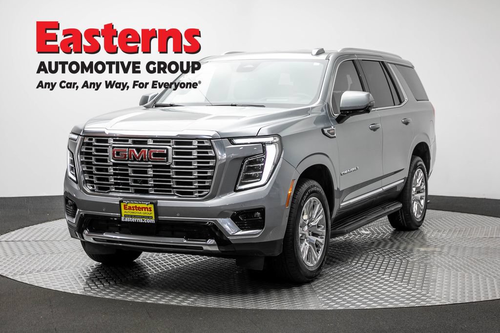 Used 2025 GMC Yukon Denali AWD/4WD image 1
