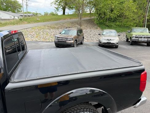 Used 2014 Nissan Frontier SV w/ SV Value Truck Package image 10