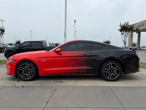 Used 2018 Ford Mustang GT Premium w/ Equipment Group 401A RWD image 10