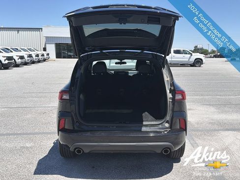 Used 2024 Ford Escape ST-Line w/ Tech Pack #1 FWD image 4