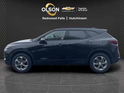 Used 2024 Chevrolet Blazer LT w/ Sound & Technology Package image 2