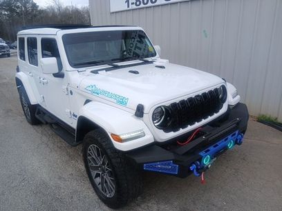 Used 2024 Jeep Wrangler High Altitude