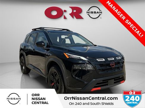 Certified 2025 Nissan Rogue SV image 4