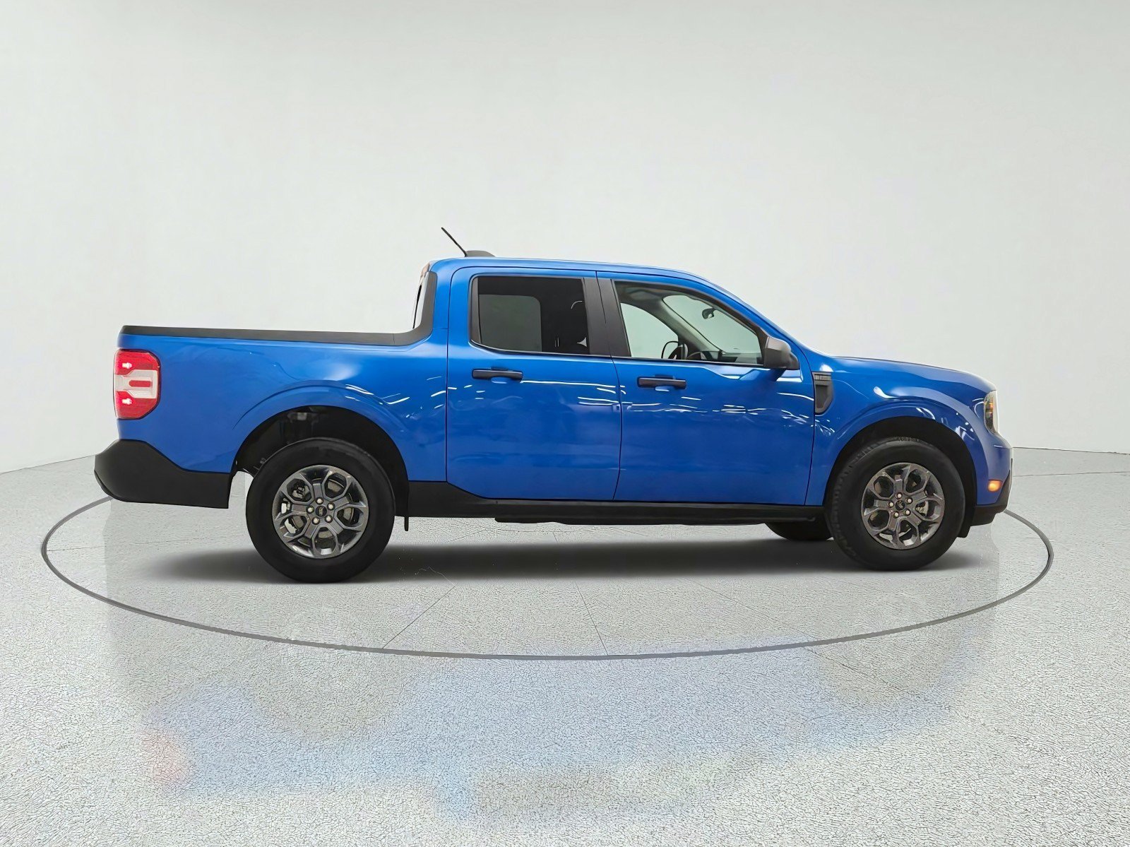 Used 2026 Ford Maverick XLT w/ Equipment Group 301A AWD/4WD image 4