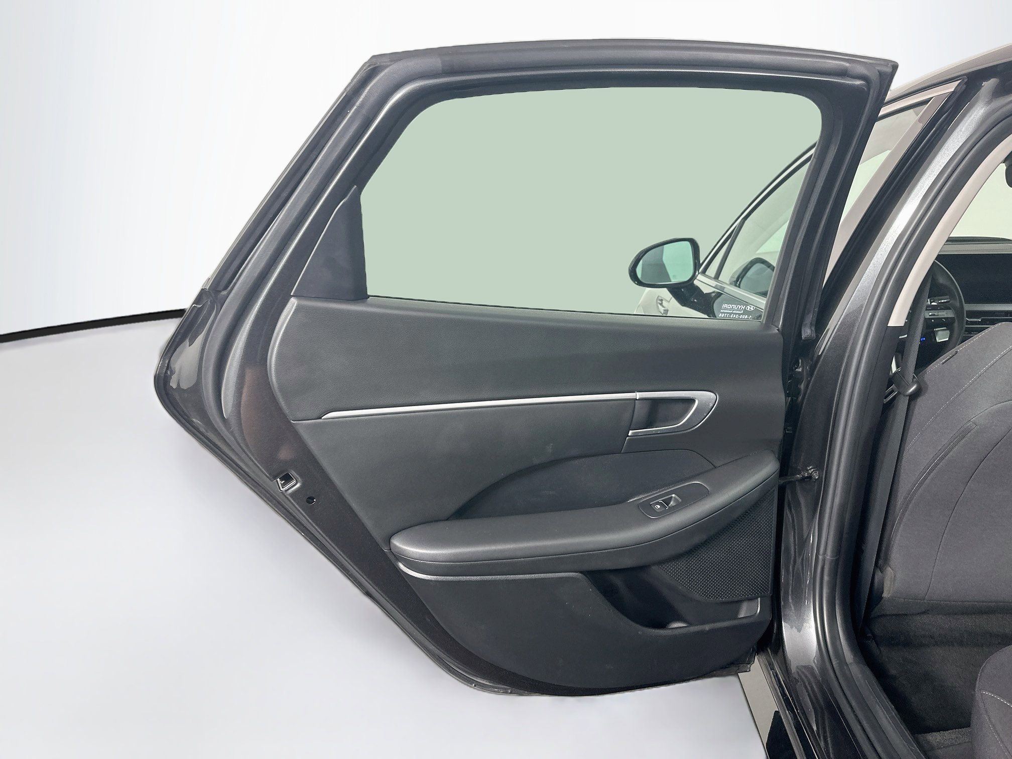 Used 2025 Hyundai Sonata SEL FWD image 26