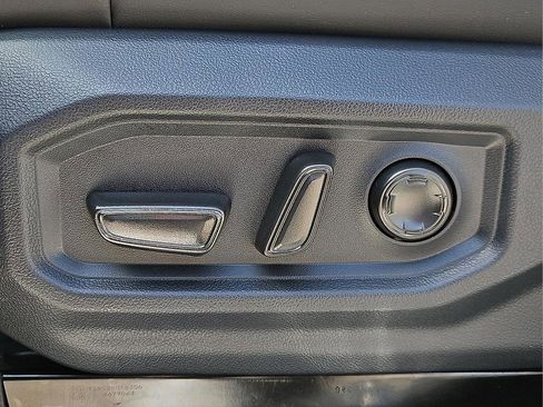 New 2026 Toyota Tundra Platinum image 19