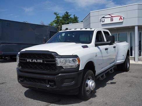 Used 2021 RAM 3500 Tradesman AWD/4WD image 5