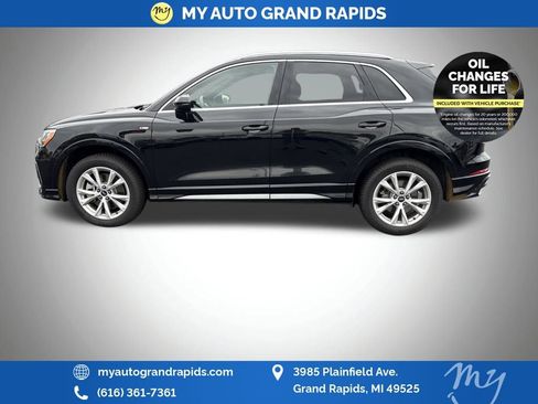 Used 2022 Audi Q3 2.0T Premium image 11