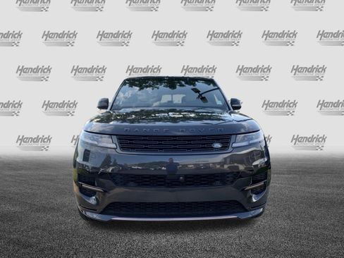 Used 2025 Land Rover Range Rover Sport Dynamic SE AWD/4WD image 3