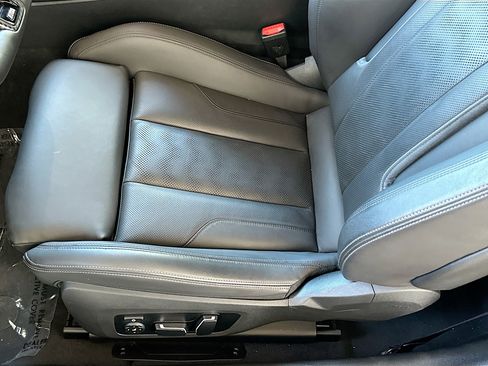 Used 2025 BMW M4 xDrive Competition w/ Executive Package image 20