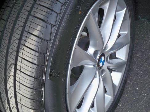 Used 2017 BMW X3 sDrive28i image 8