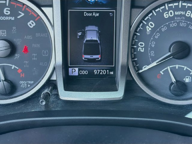 Used 2021 Toyota Tacoma SR5 RWD image 12