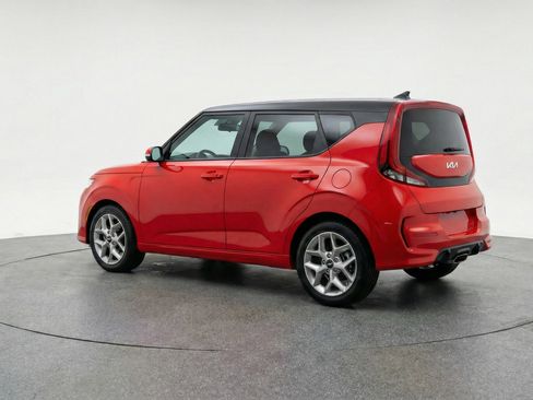 Used 2025 Kia Soul LX w/ LX Technology Package image 6