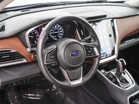 Used 2022 Subaru Outback Touring AWD/4WD image 21