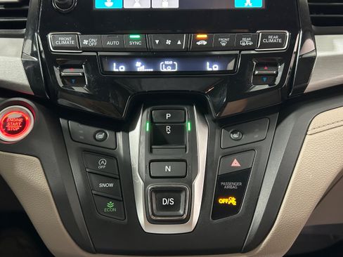 Used 2021 Honda Odyssey EX-L image 8