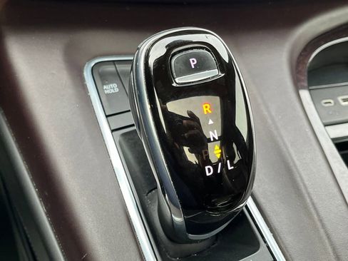 Used 2021 Cadillac Escalade ESV Sport Platinum w/ LPO, ONYX Package image 32