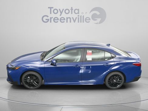 New 2026 Toyota Camry SE FWD image 4
