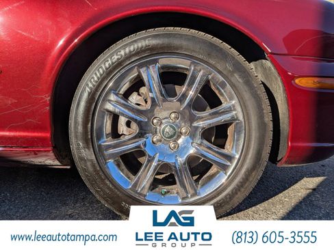 Used 2005 Jaguar XJ8 image 10