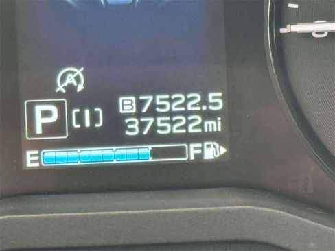 Used 2023 Subaru Crosstrek 2.0i Premium image 24