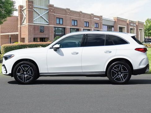 Certified 2025 Mercedes-Benz GLC 300 4MATIC image 8