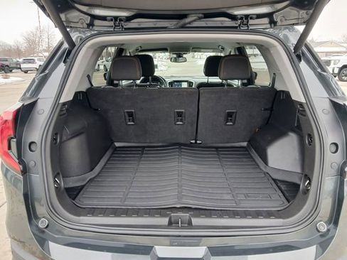 Certified 2021 GMC Terrain SLE w/ Driver Convenience Package image 17