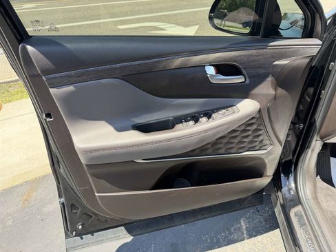 Used 2019 Hyundai Santa Fe Limited AWD/4WD image 13