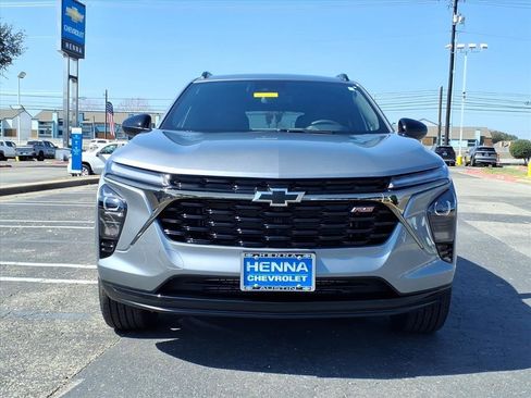 New 2026 Chevrolet Trax RS image 2