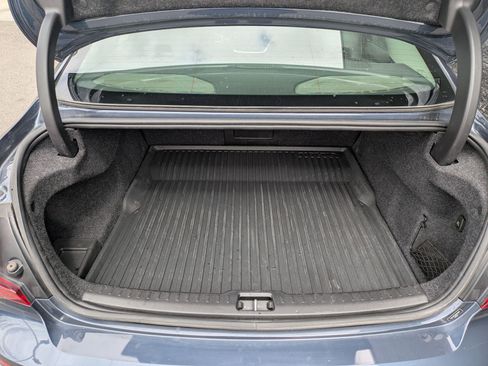 Used 2022 Volvo S60 B5 Momentum FWD image 24
