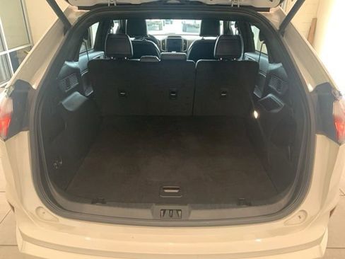 Used 2023 Ford Edge ST-Line AWD/4WD image 5