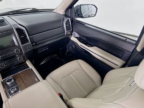 Used 2020 Ford Expedition Platinum image 25