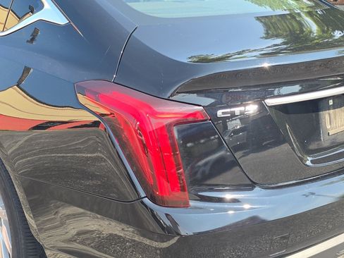 Used 2021 Cadillac CT5 Luxury w/ Cold Weather Package RWD image 8