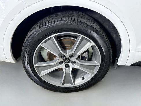 Used 2025 Audi Q5 2.0T Premium AWD/4WD image 33