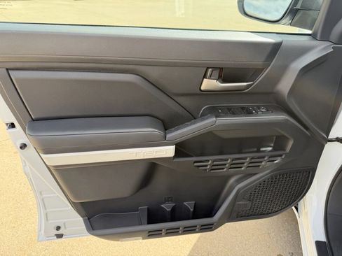 Certified 2024 Toyota Tacoma TRD Sport w/ TRD Sport Upgrade Package image 9