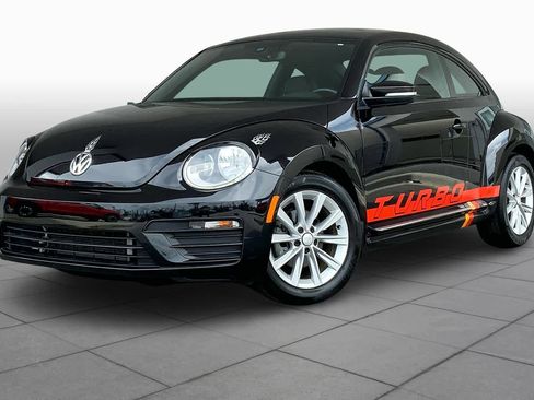 Used 2018 Volkswagen Beetle 2.0T S w/ Style & Comfort Package For S image 1