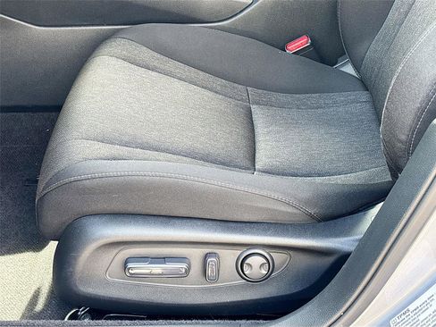 Certified 2023 Honda Accord EX image 21