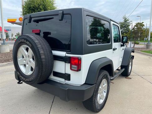 Used 2016 Jeep Wrangler Sport w/ Quick Order Package 24S AWD/4WD image 57