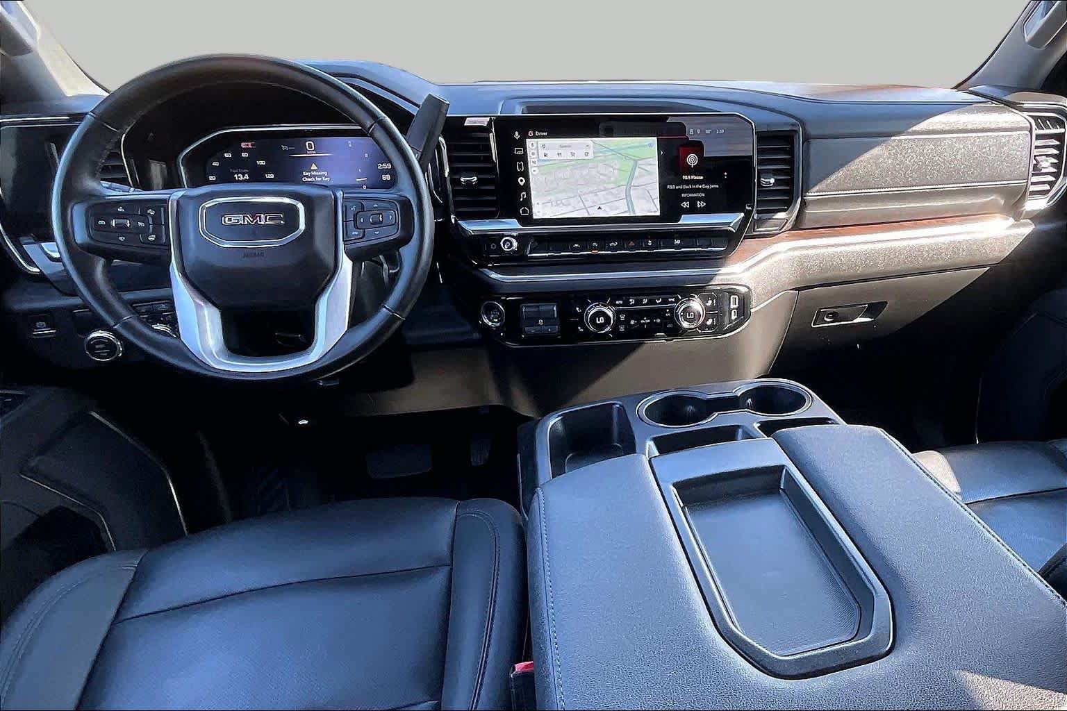 Used 2026 GMC Sierra 1500 SLT RWD image 13