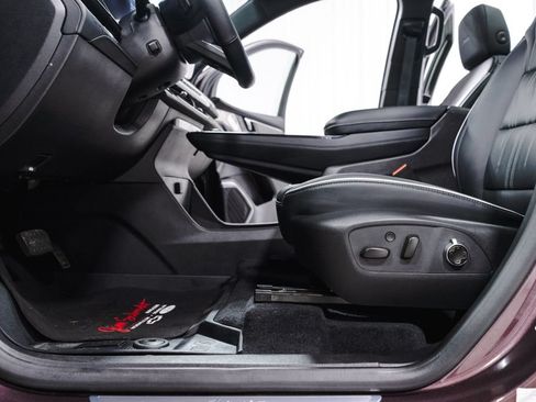 Used 2026 Buick Enclave Avenir w/ LPO, Floor Liner Package AWD/4WD image 26