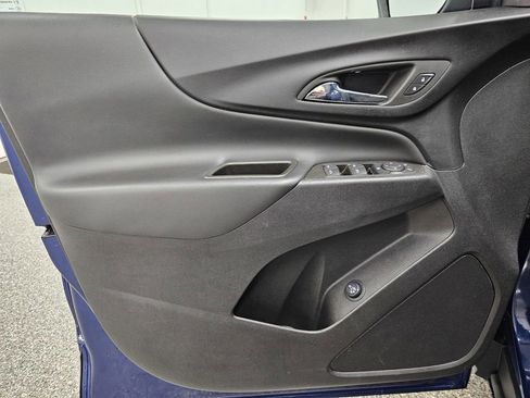 Used 2023 Chevrolet Equinox LT image 14