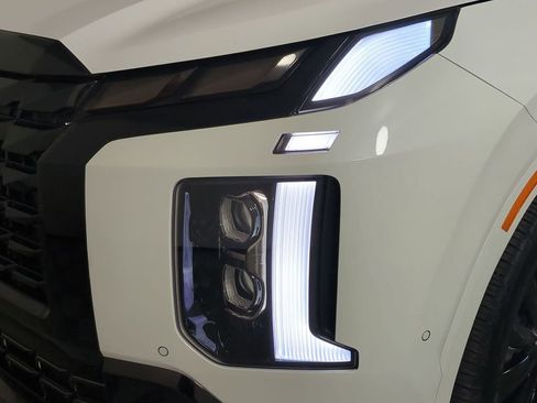 Used 2025 Hyundai Palisade Calligraphy AWD/4WD image 10