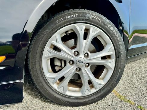 Used 2012 Ford Fusion SE image 11