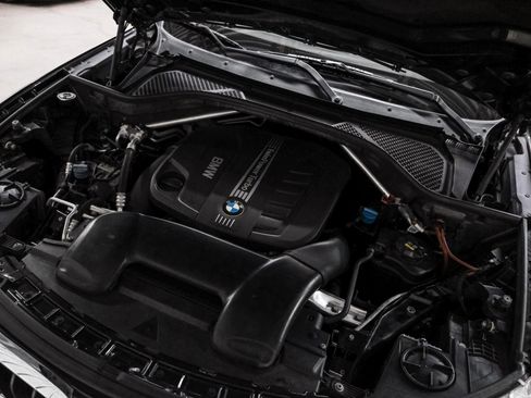 Used 2015 BMW X5 xDrive35d image 47