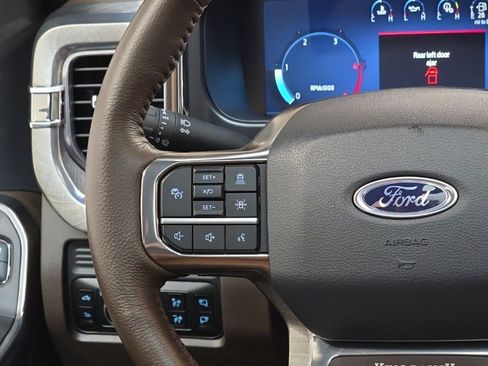Used 2025 Ford F450 King Ranch w/ Chrome Package image 26