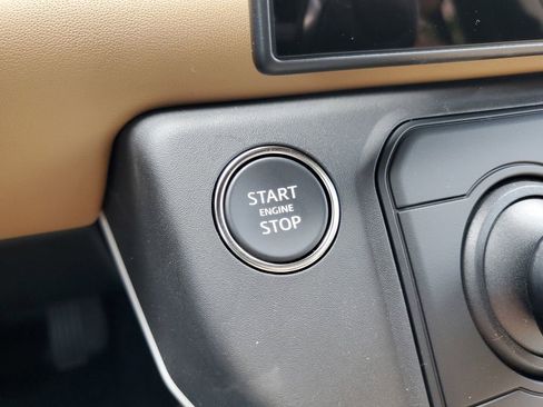 New 2026 Land Rover Defender 130 X-Dynamic SE AWD/4WD image 19